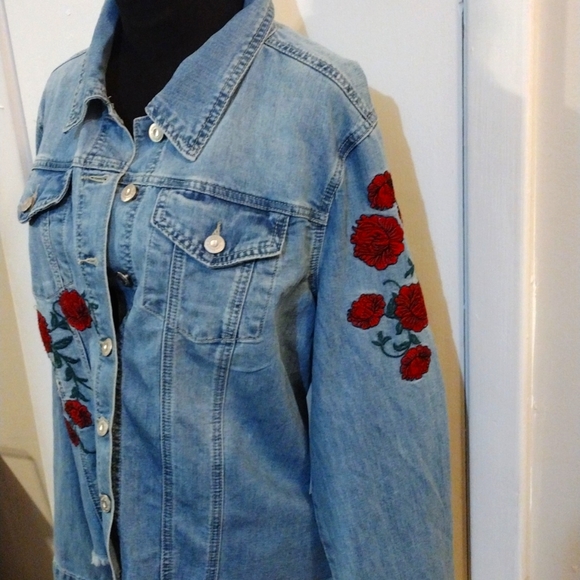 NWT Jean Jacket Size Large - Picture 3 of 8